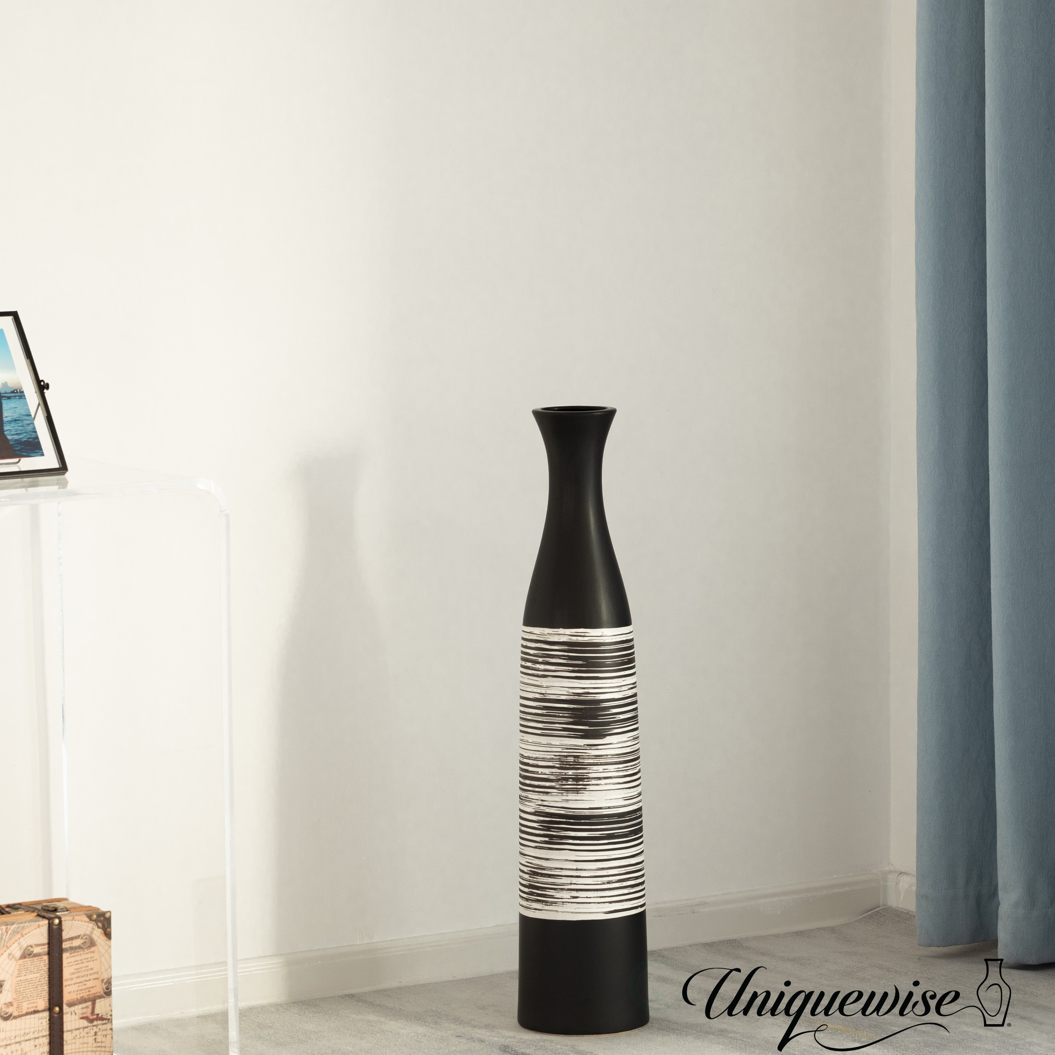 Quiet Contrast Floor Vase