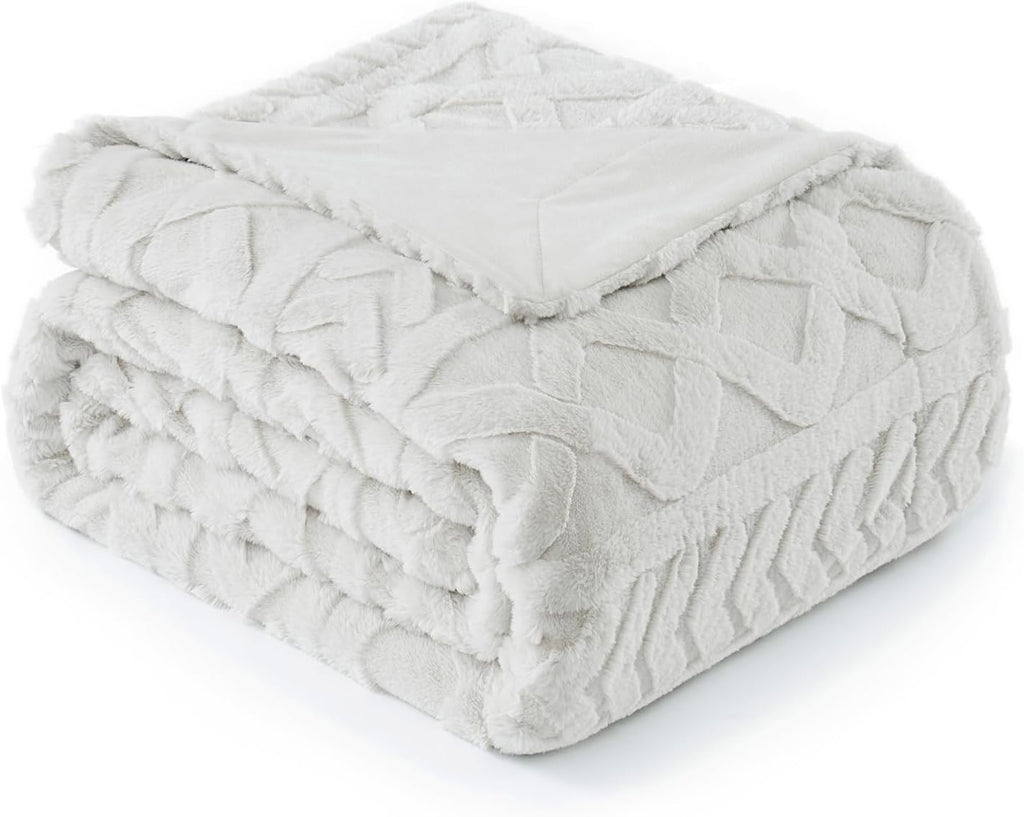 Faux Fur Throw Blanket for Couch, Jacquard Fuzzy Plush Soft Thick Winter Throw Blanket for Sofa Bed Living Room Bedroom，60"X80" Beige